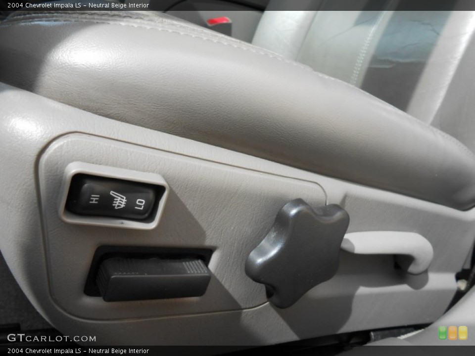 Neutral Beige Interior Controls for the 2004 Chevrolet Impala LS #78755249