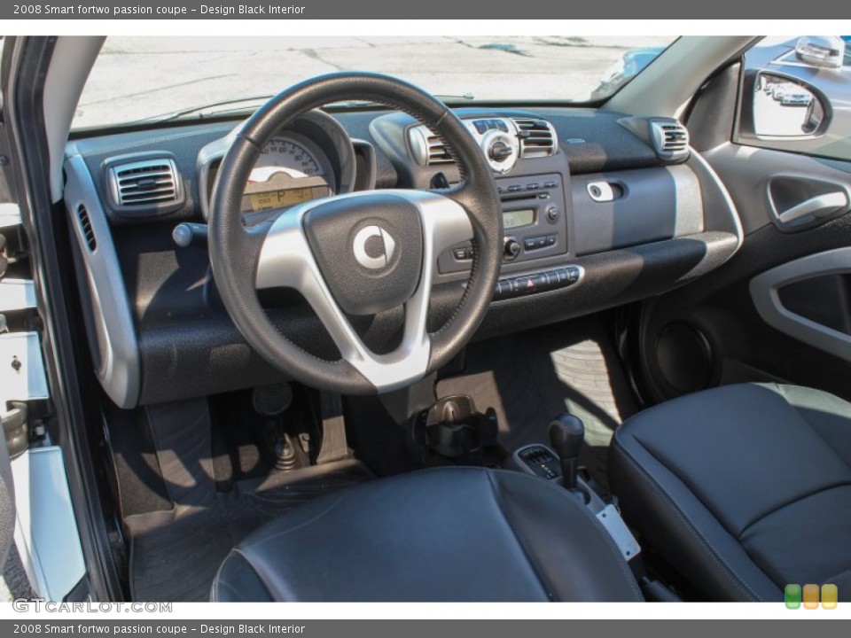 Design Black 2008 Smart fortwo Interiors