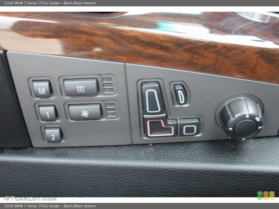 Black/Black Interior Controls for the 2006 BMW 7 Series 750Li Sedan #78761822