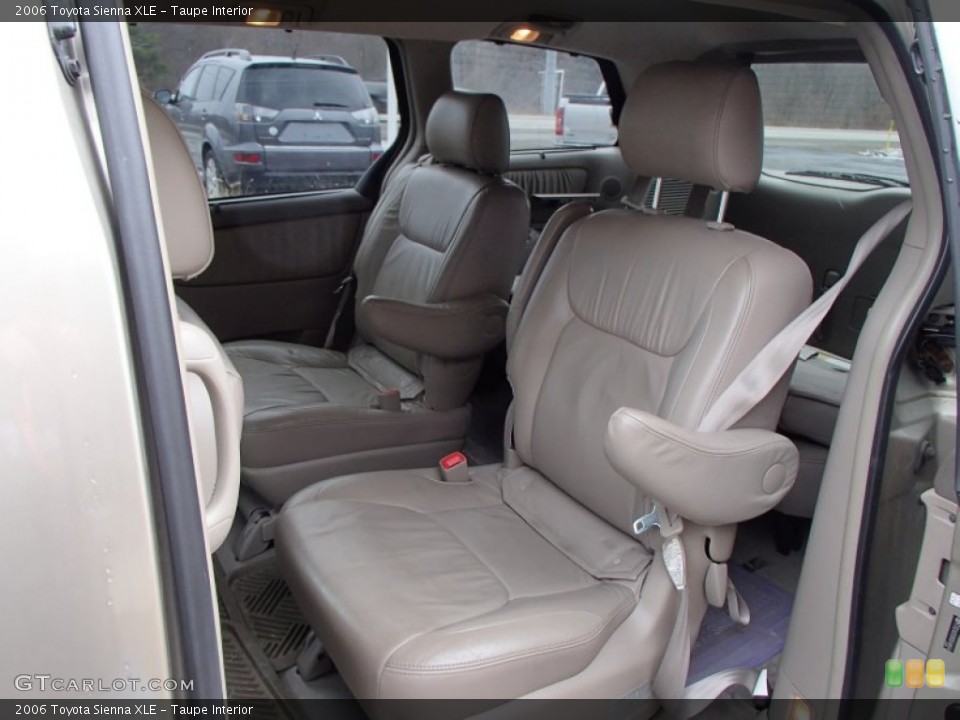 Taupe Interior Rear Seat for the 2006 Toyota Sienna XLE #78766916