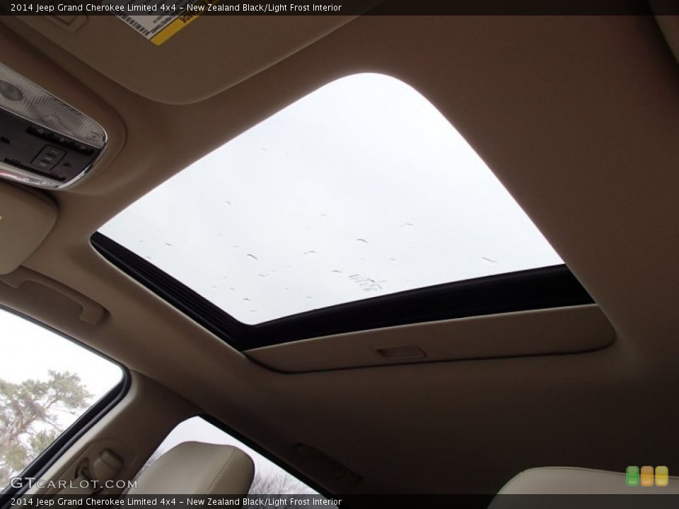 New Zealand Black/Light Frost Interior Sunroof for the 2014 Jeep Grand Cherokee Limited 4x4 #78772088