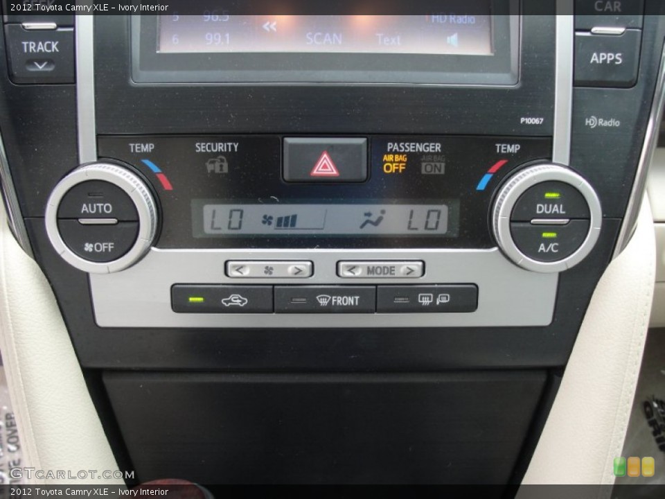 Ivory Interior Controls for the 2012 Toyota Camry XLE #78773984