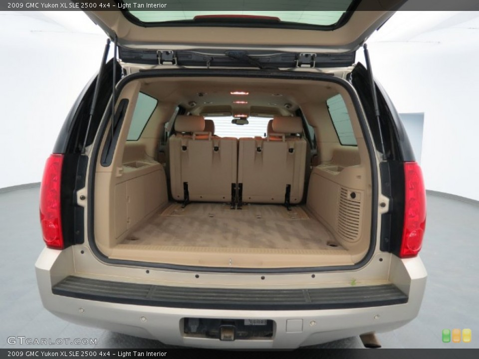 Light Tan Interior Trunk for the 2009 GMC Yukon XL SLE 2500 4x4 #78774111
