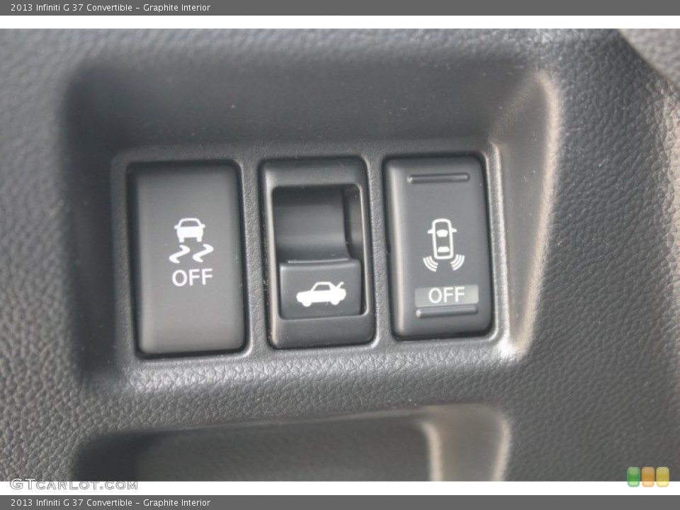 Graphite Interior Controls for the 2013 Infiniti G 37 Convertible #78785215
