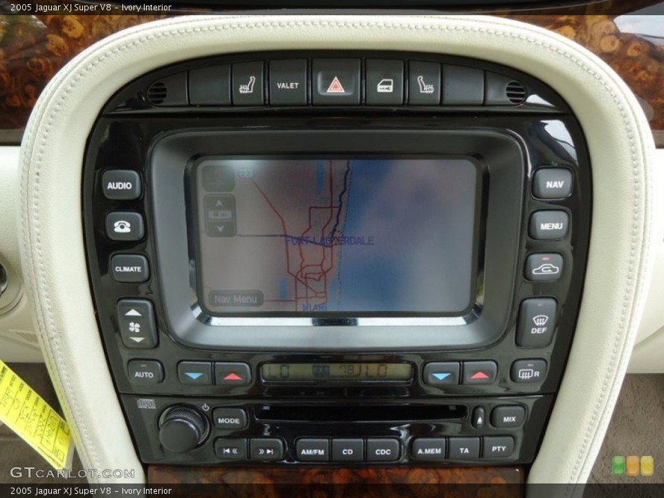 Ivory Interior Navigation for the 2005 Jaguar XJ Super V8 #78785900