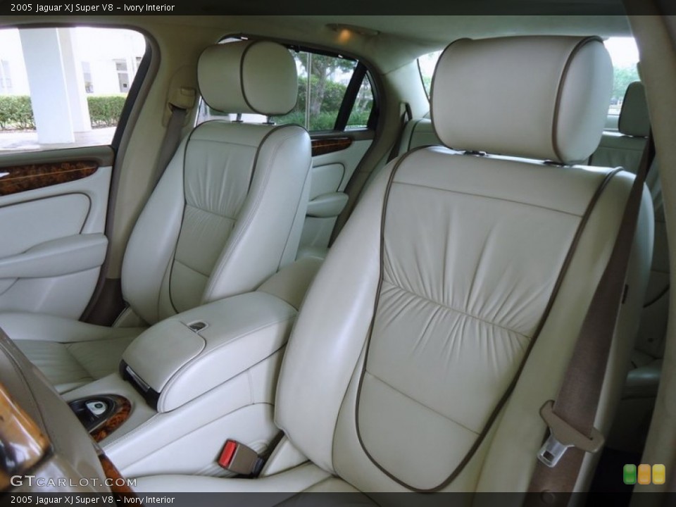Ivory Interior Photo for the 2005 Jaguar XJ Super V8 #78785930