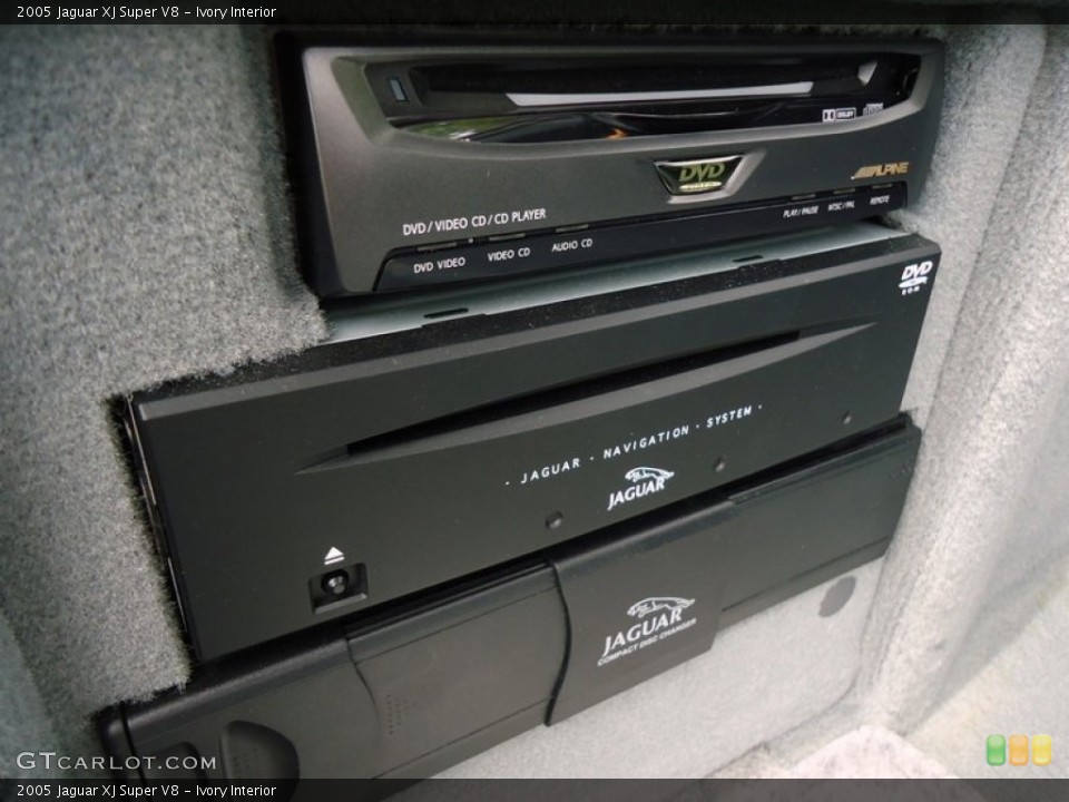 Ivory Interior Audio System for the 2005 Jaguar XJ Super V8 #78786114