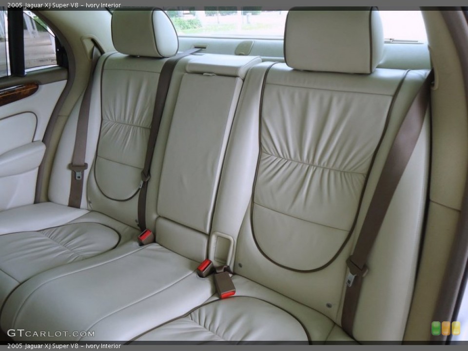 Ivory Interior Rear Seat for the 2005 Jaguar XJ Super V8 #78786165