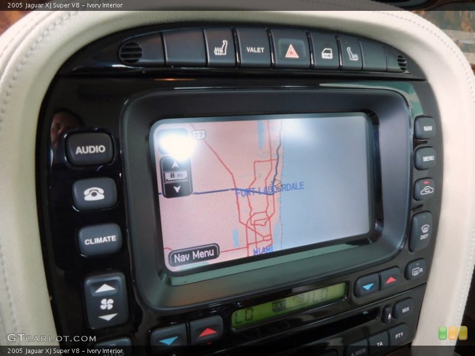 Ivory Interior Navigation for the 2005 Jaguar XJ Super V8 #78786770