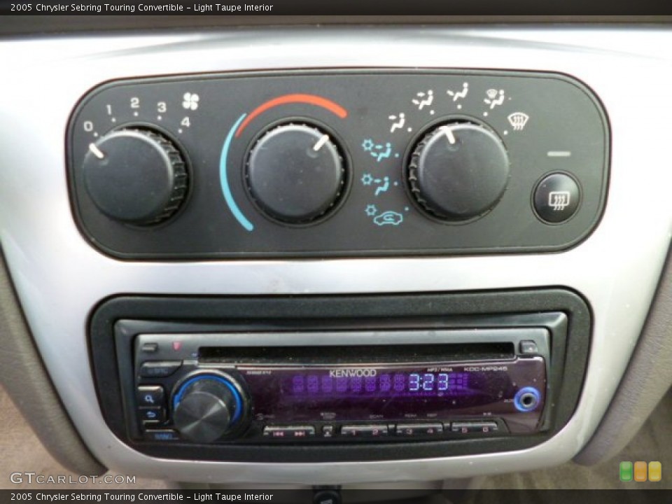 Light Taupe Interior Controls for the 2005 Chrysler Sebring Touring Convertible #78788491