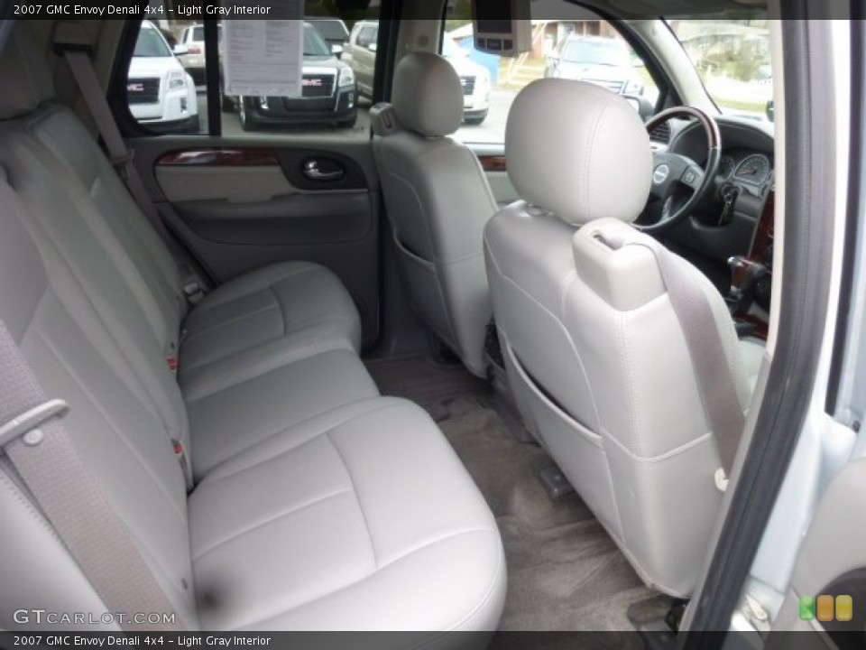 Light Gray Interior Rear Seat for the 2007 GMC Envoy Denali 4x4 #78788753