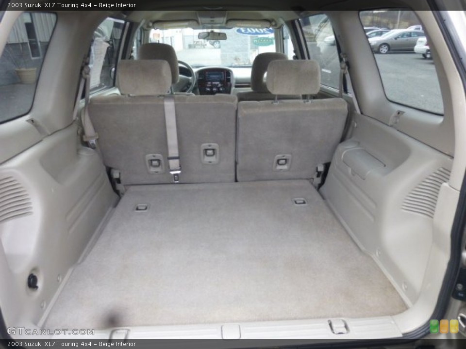 Beige Interior Trunk for the 2003 Suzuki XL7 Touring 4x4 #78789526