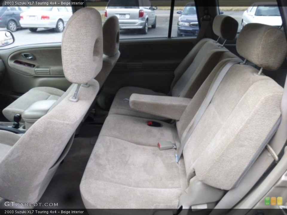 Beige 2003 Suzuki XL7 Interiors