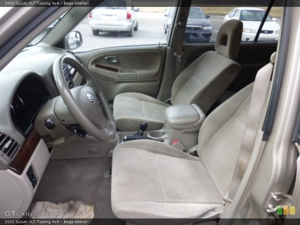 Beige Interior Photo for the 2003 Suzuki XL7 Touring 4x4 #78789575