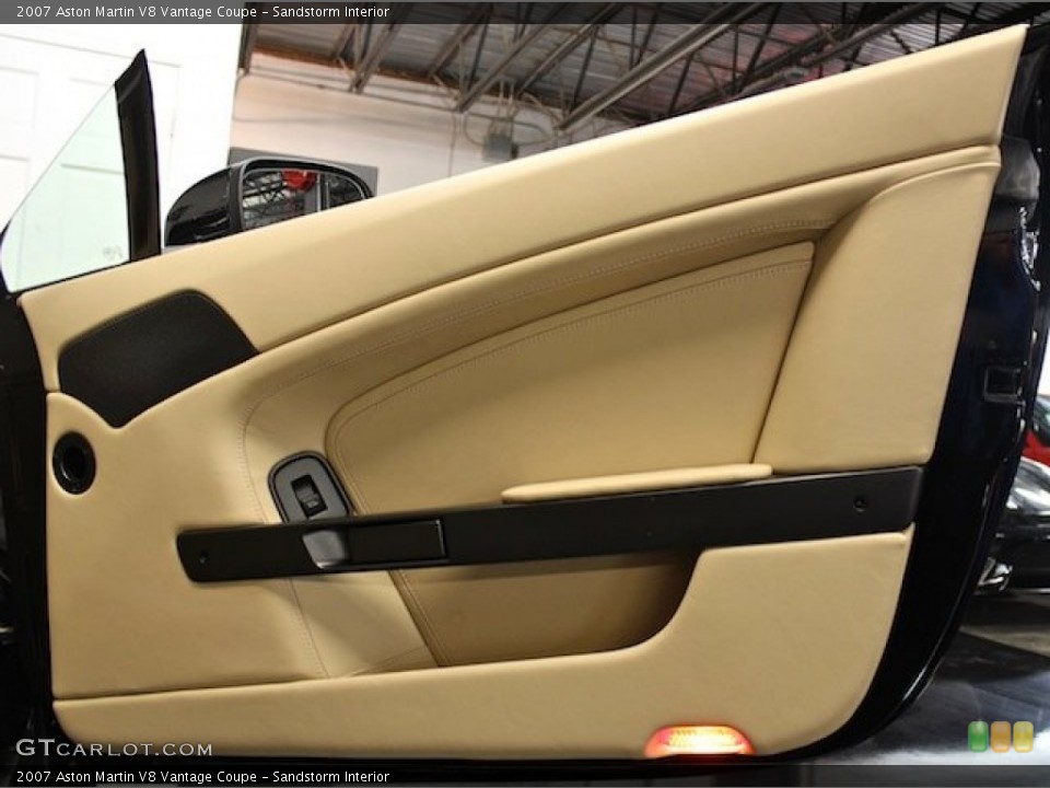 Sandstorm Interior Door Panel for the 2007 Aston Martin V8 Vantage Coupe #78791326