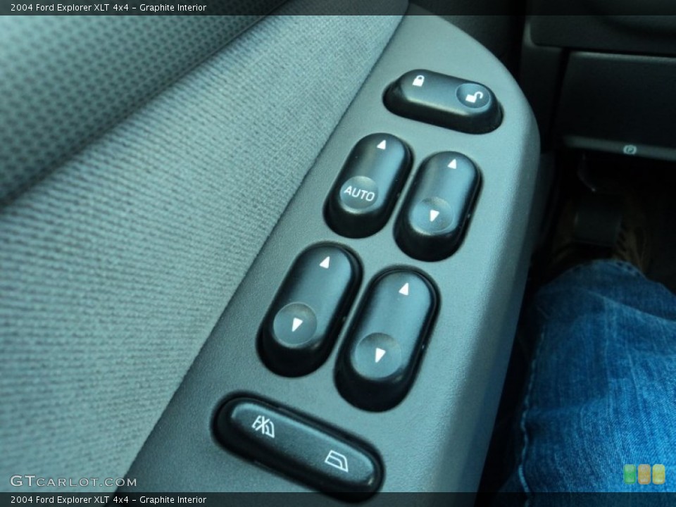 Graphite Interior Controls for the 2004 Ford Explorer XLT 4x4 #78793276