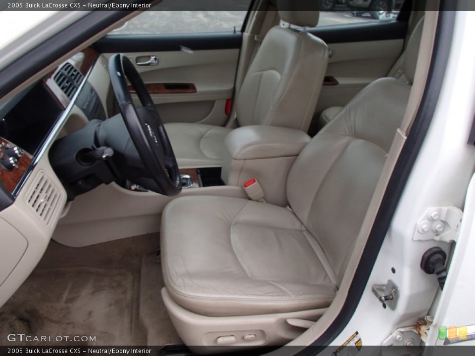 Neutral/Ebony Interior Photo for the 2005 Buick LaCrosse CXS #78797066