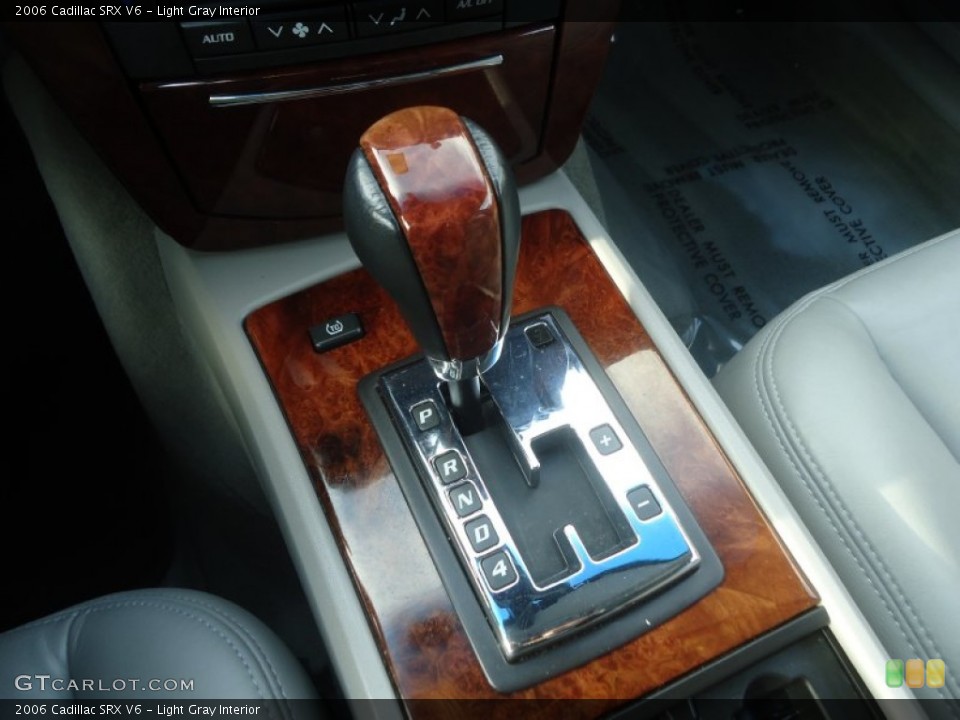Light Gray Interior Transmission for the 2006 Cadillac SRX V6 #78798239