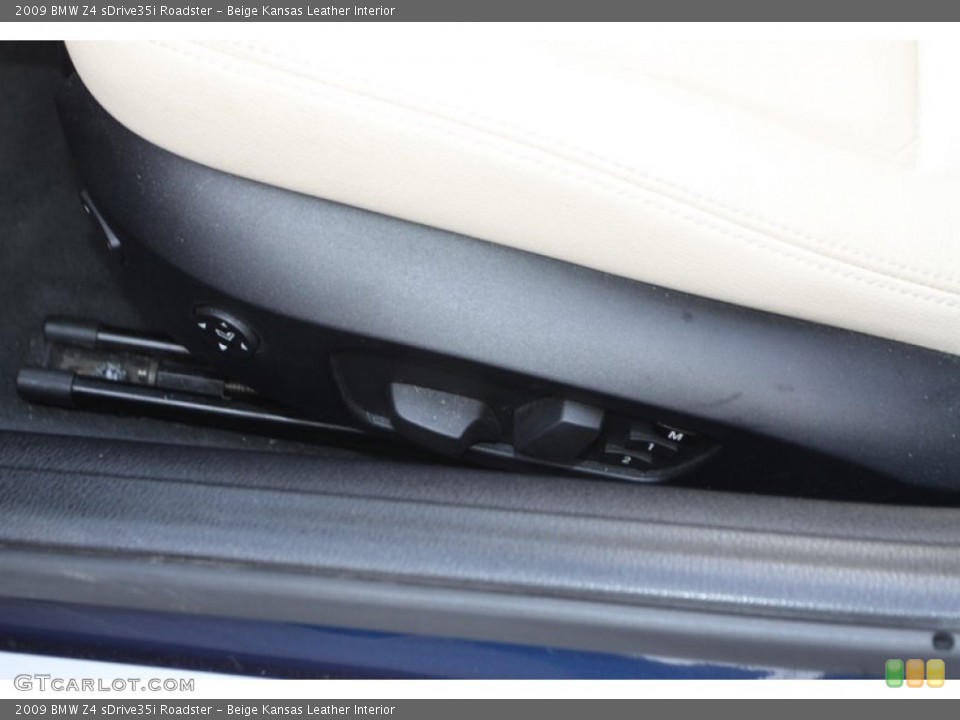 Beige Kansas Leather Interior Controls for the 2009 BMW Z4 sDrive35i Roadster #78798263