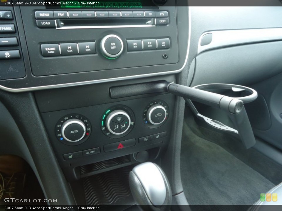 Gray Interior Controls for the 2007 Saab 9-3 Aero SportCombi Wagon #78801717