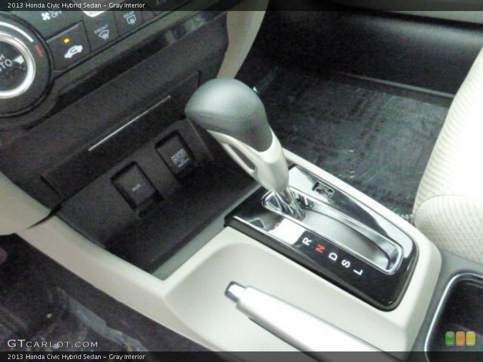 Gray Interior Transmission for the 2013 Honda Civic Hybrid Sedan #78807677