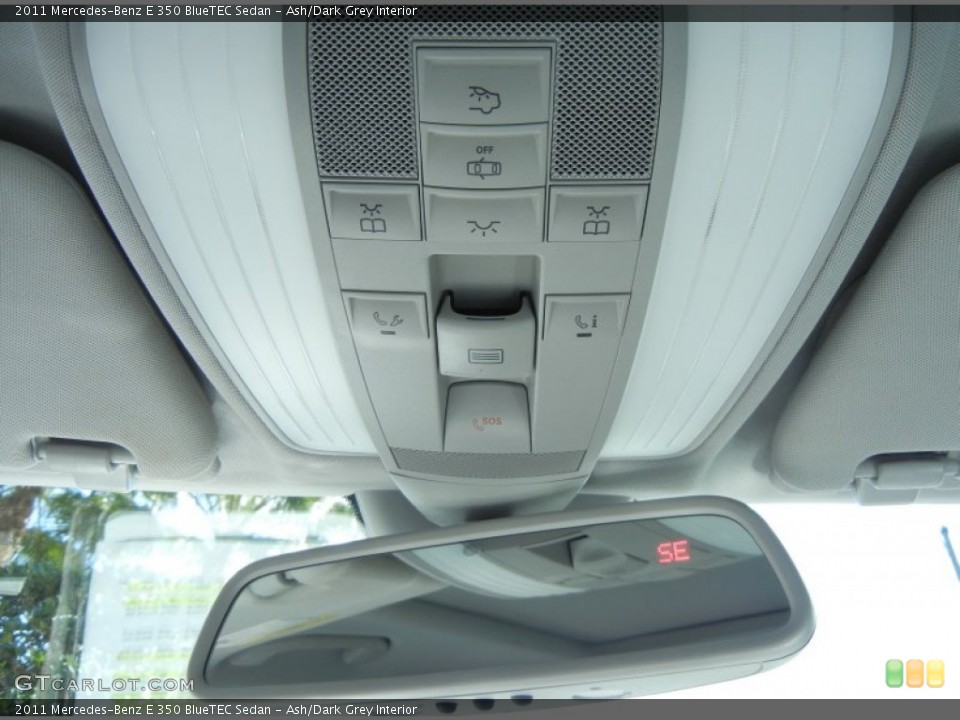 Ash/Dark Grey Interior Controls for the 2011 Mercedes-Benz E 350 BlueTEC Sedan #78816588