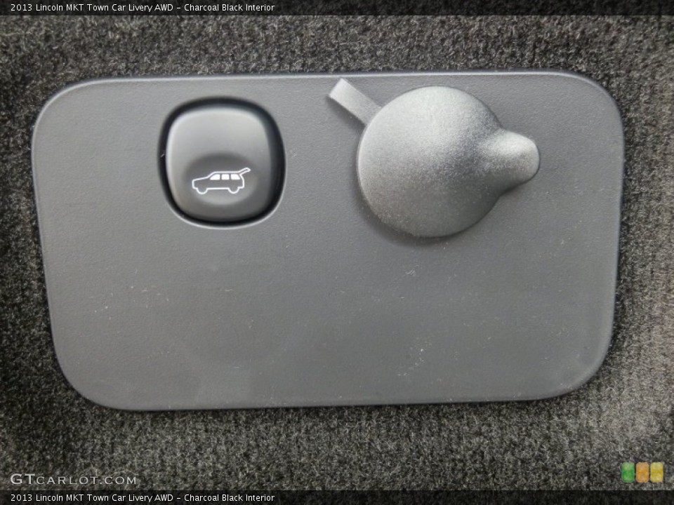 Charcoal Black Interior Controls for the 2013 Lincoln MKT Town Car Livery AWD #78826859