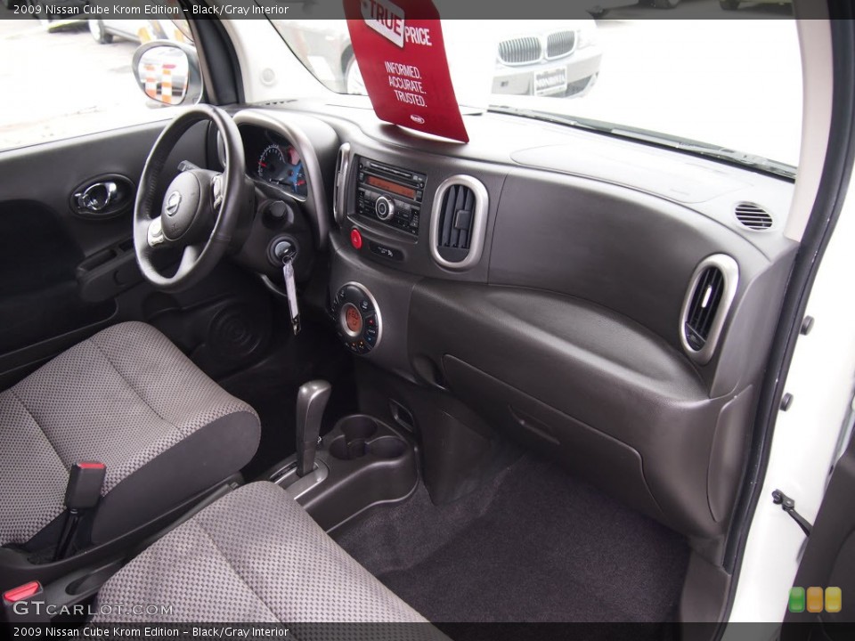 Black/Gray Interior Dashboard for the 2009 Nissan Cube Krom Edition #78842613