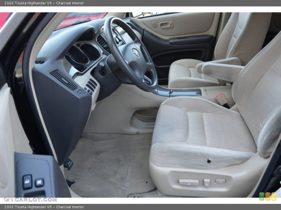 Charcoal Interior Photo for the 2003 Toyota Highlander V6 #78854298
