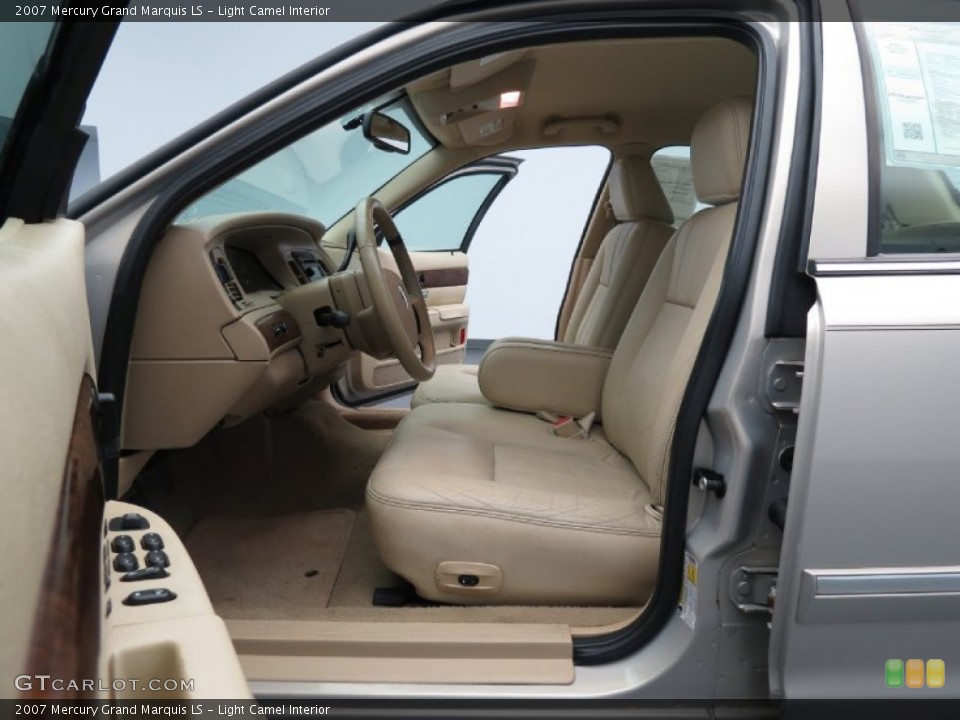 Light Camel Interior Photo for the 2007 Mercury Grand Marquis LS #78865372