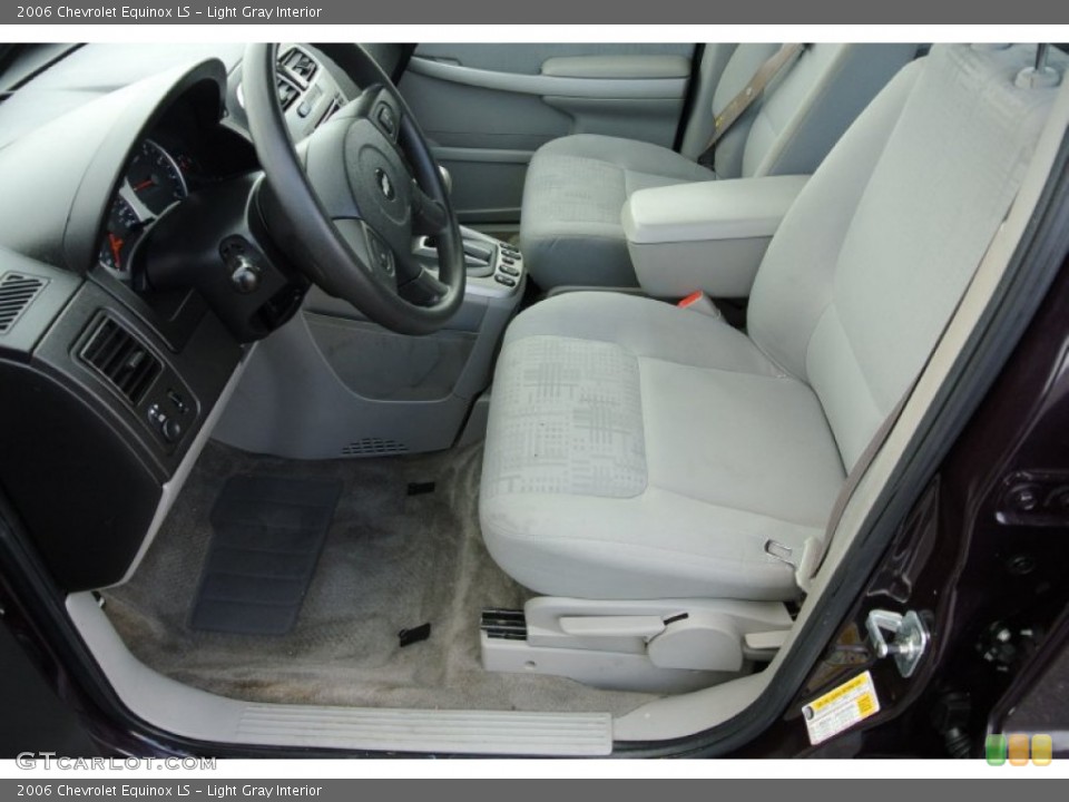 Light Gray Interior Photo for the 2006 Chevrolet Equinox LS #78867923