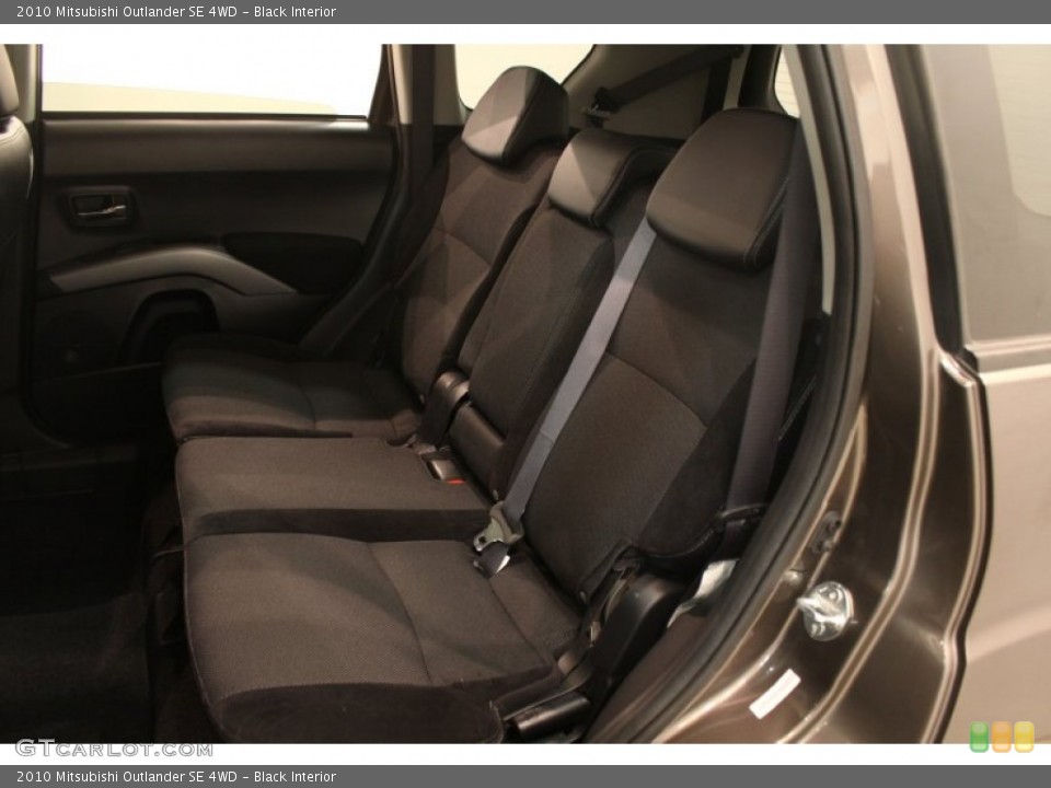 Black Interior Rear Seat for the 2010 Mitsubishi Outlander SE 4WD #78876334