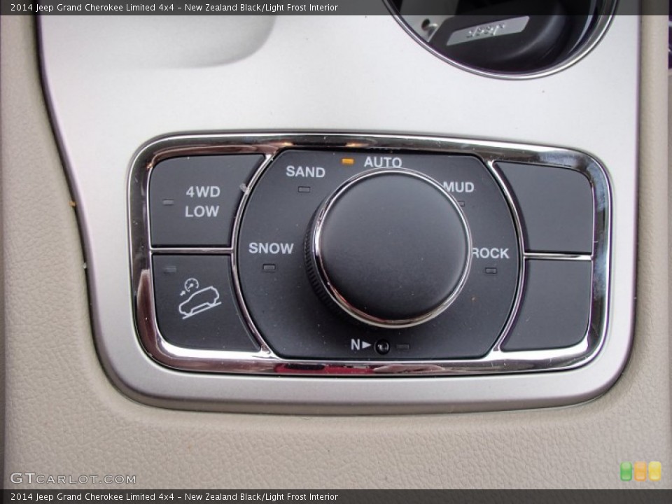 New Zealand Black/Light Frost Interior Controls for the 2014 Jeep Grand Cherokee Limited 4x4 #78880962