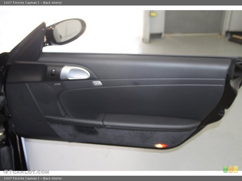 Black Interior Door Panel for the 2007 Porsche Cayman S #78895152