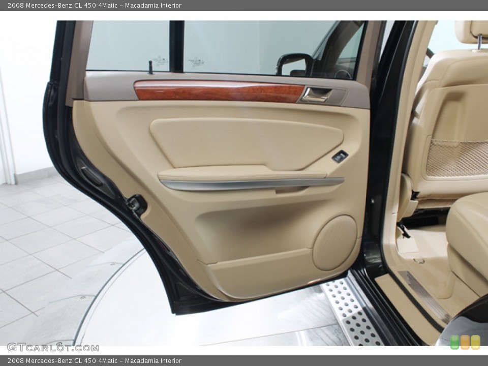 Macadamia Interior Door Panel for the 2008 Mercedes-Benz GL 450 4Matic #78898899
