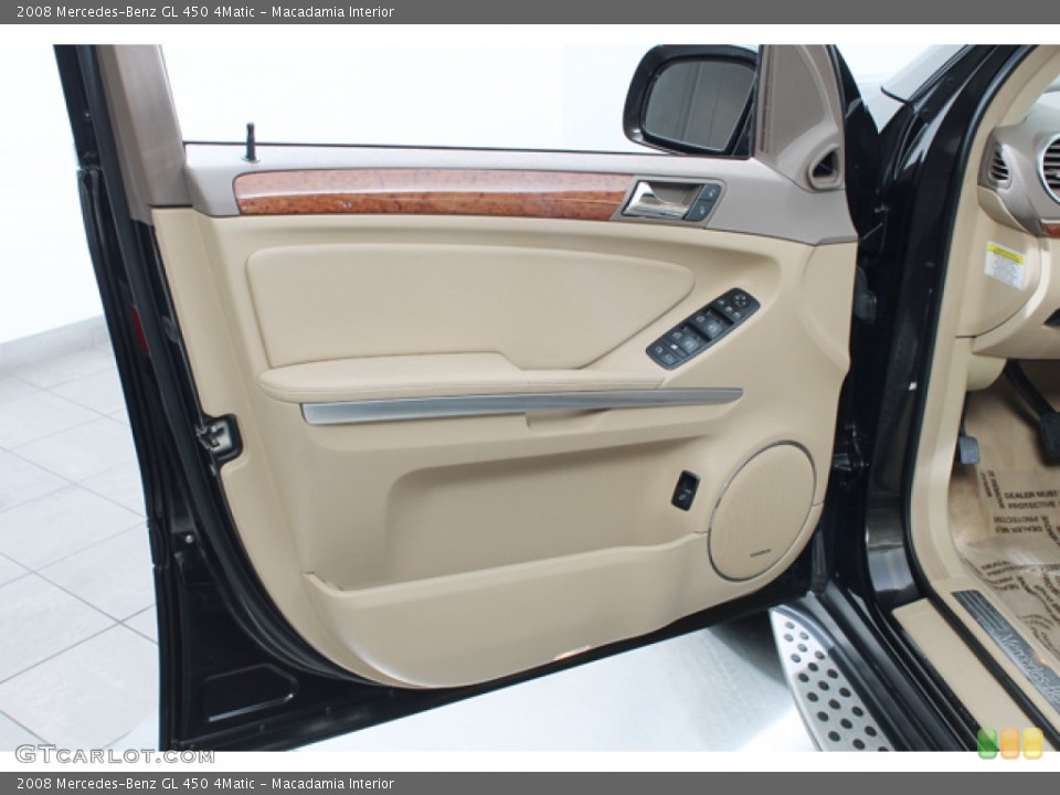 Macadamia Interior Door Panel for the 2008 Mercedes-Benz GL 450 4Matic #78898923