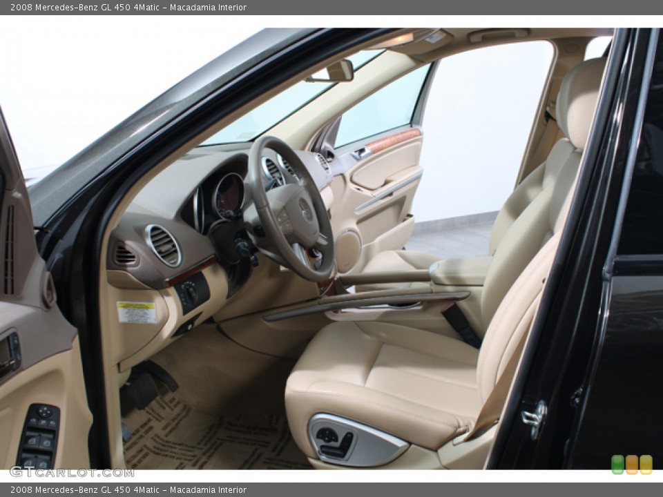 Macadamia Interior Photo for the 2008 Mercedes-Benz GL 450 4Matic #78898970