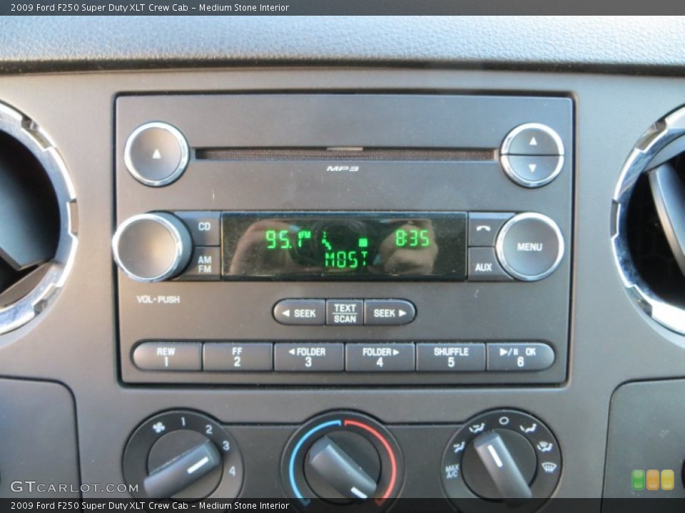 Medium Stone Interior Audio System for the 2009 Ford F250 Super Duty XLT Crew Cab #78906577