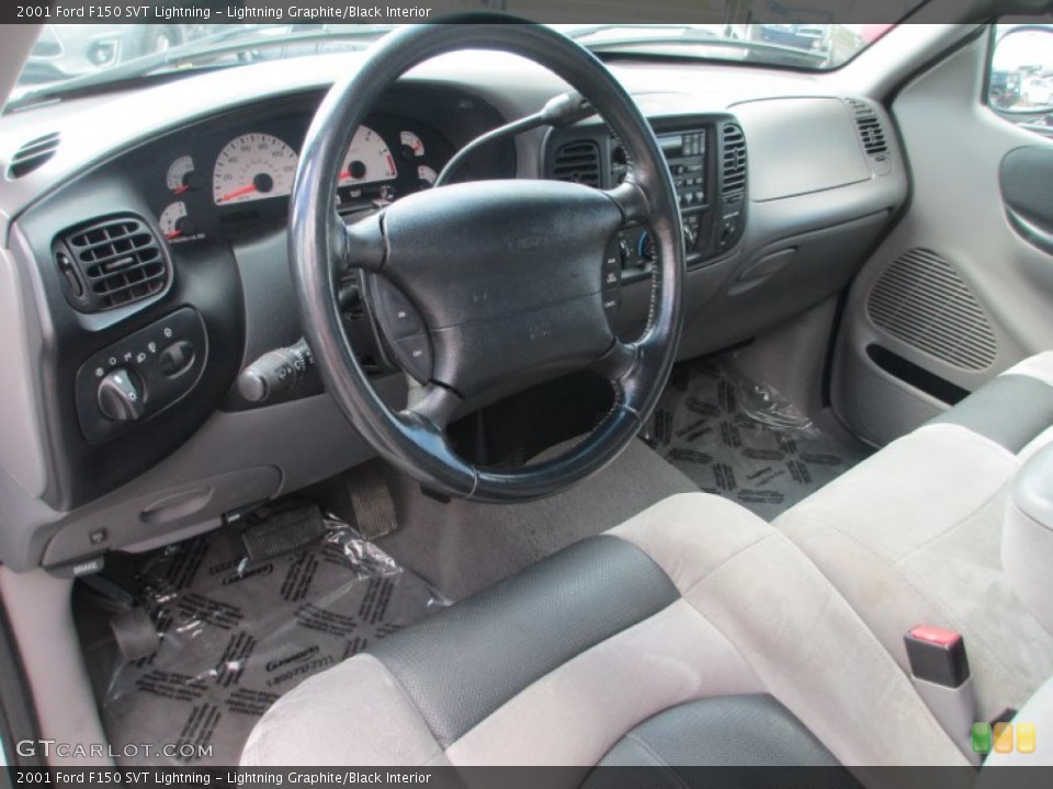 Lightning Graphite/Black Interior Photo for the 2001 Ford F150 SVT Lightning #78910661