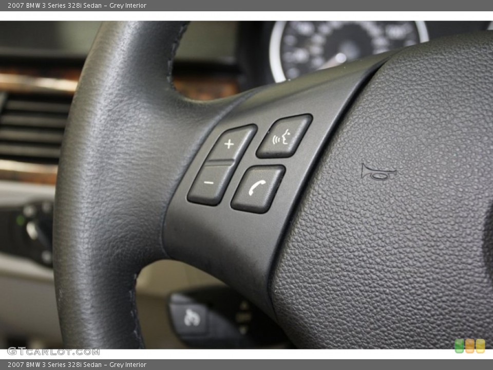 Grey Interior Controls for the 2007 BMW 3 Series 328i Sedan #78912506