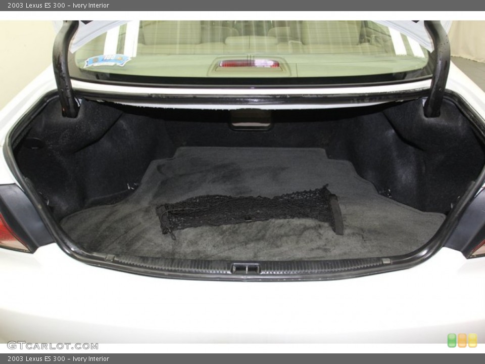 Ivory Interior Trunk for the 2003 Lexus ES 300 #78917064
