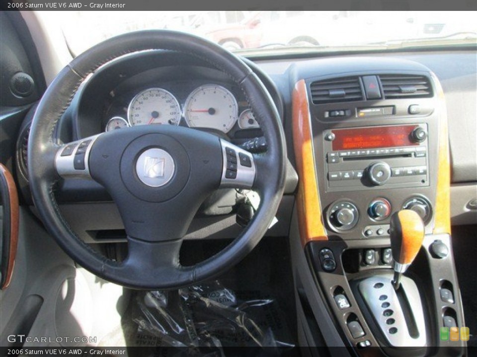 Gray Interior Dashboard for the 2006 Saturn VUE V6 AWD #78929760