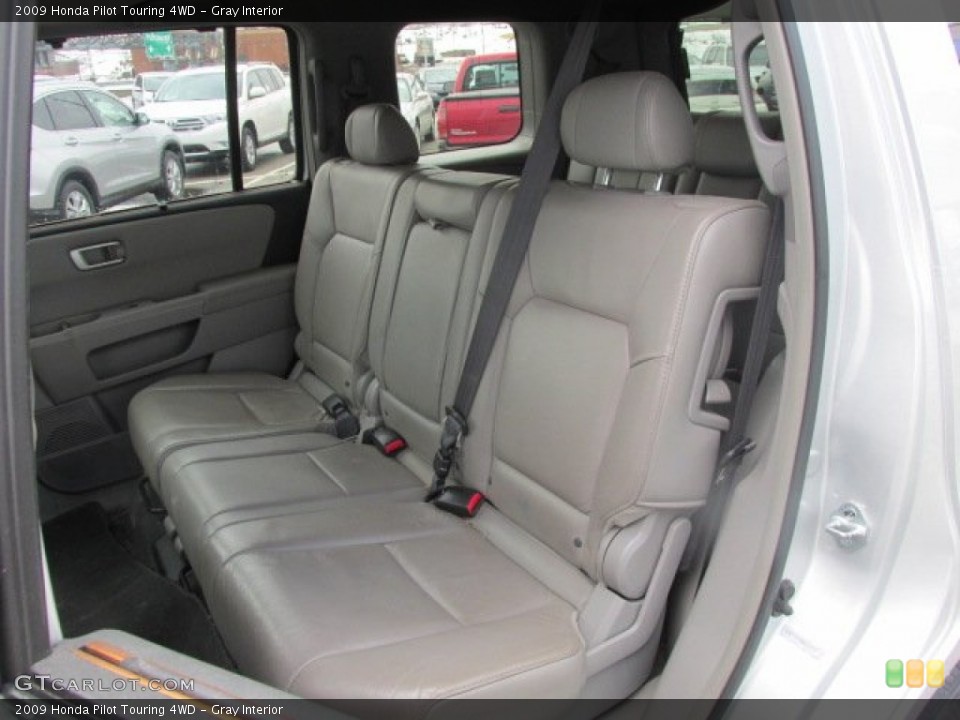 Gray Interior Rear Seat for the 2009 Honda Pilot Touring 4WD #78933831