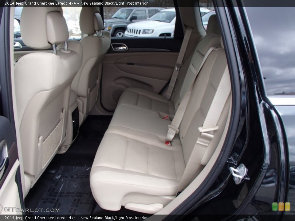 New Zealand Black/Light Frost Interior Rear Seat for the 2014 Jeep Grand Cherokee Laredo 4x4 #78937806