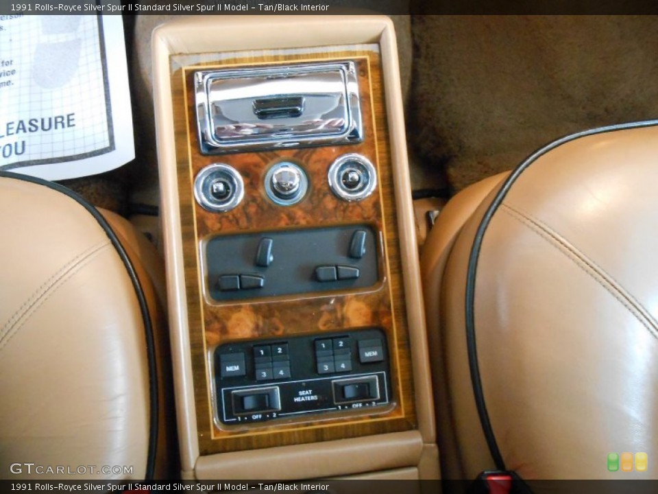 Tan/Black Interior Controls for the 1991 Rolls-Royce Silver Spur II  #78964349
