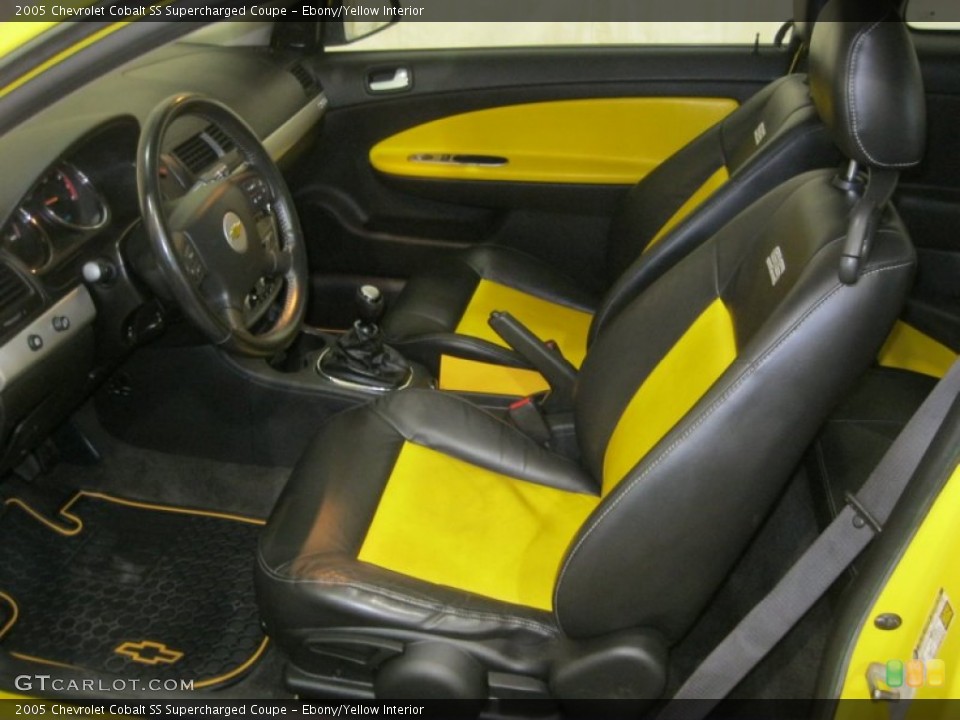 Ebony/Yellow Interior Photo for the 2005 Chevrolet Cobalt SS Supercharged Coupe #78973063