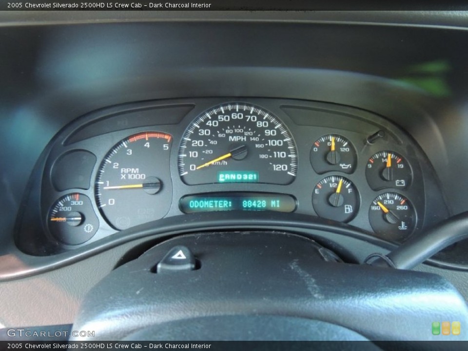 Dark Charcoal Interior Gauges for the 2005 Chevrolet Silverado 2500HD LS Crew Cab #78984305