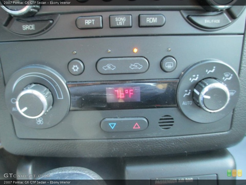 Ebony Interior Controls for the 2007 Pontiac G6 GTP Sedan #78992092