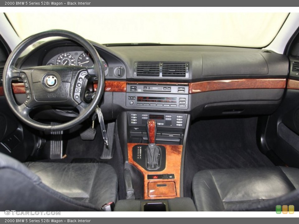 Black Interior Dashboard for the 2000 BMW 5 Series 528i Wagon #78992182