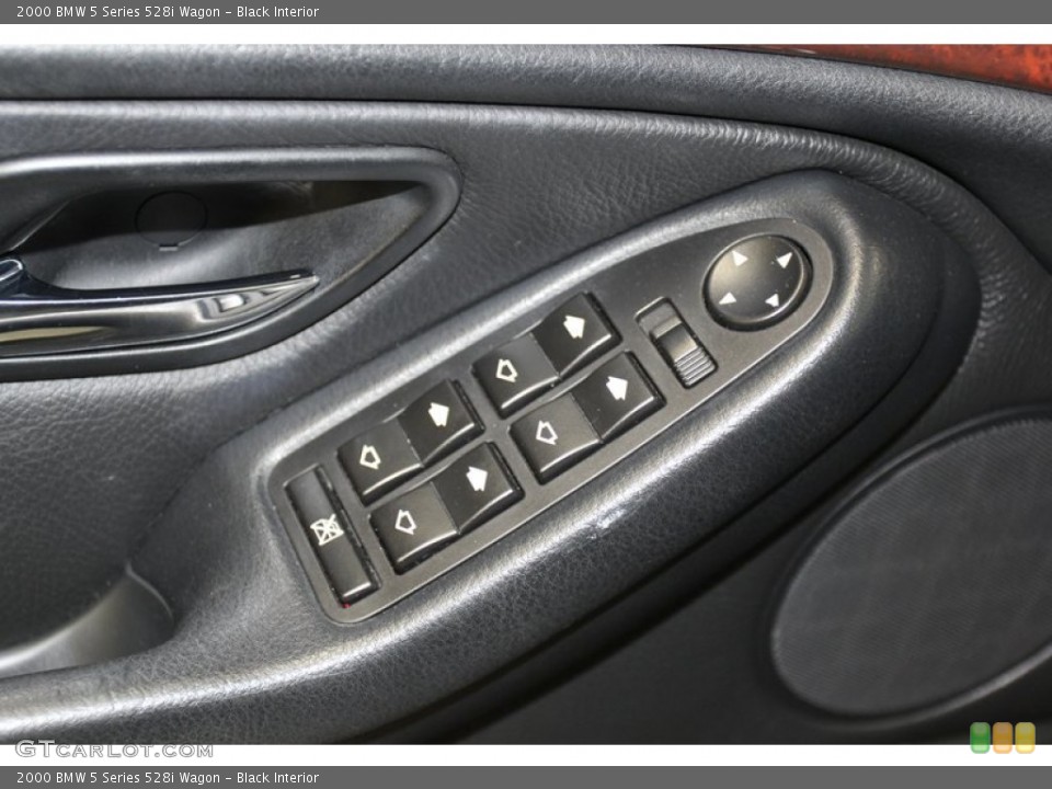 Black Interior Controls for the 2000 BMW 5 Series 528i Wagon #78992252